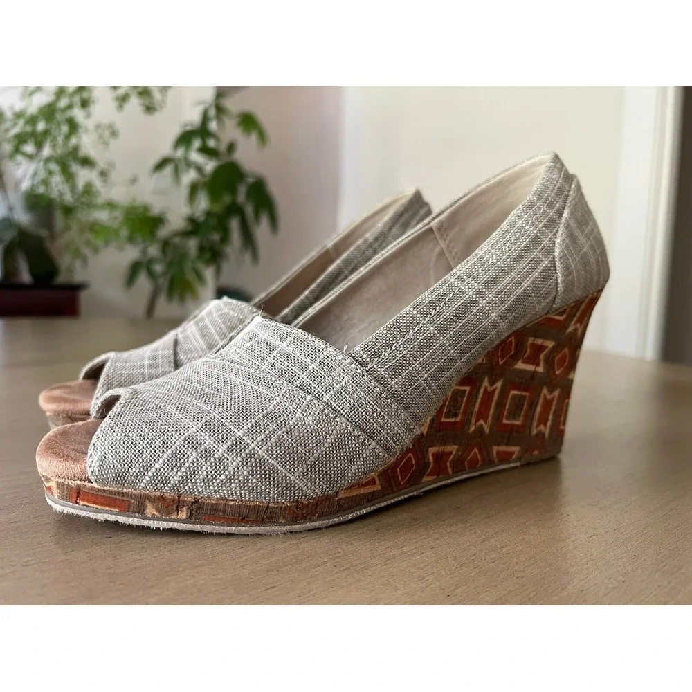 TOMS Southwestern Grey Wedge Peep Toe Women's 8 Casual Comfort Cork Heel‎ Shoes